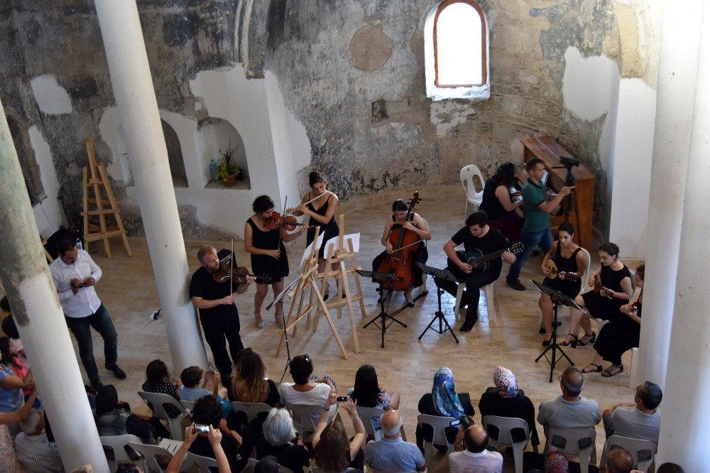 Ayastefanos Kilisesi’nde Klasik Müzik Konseri