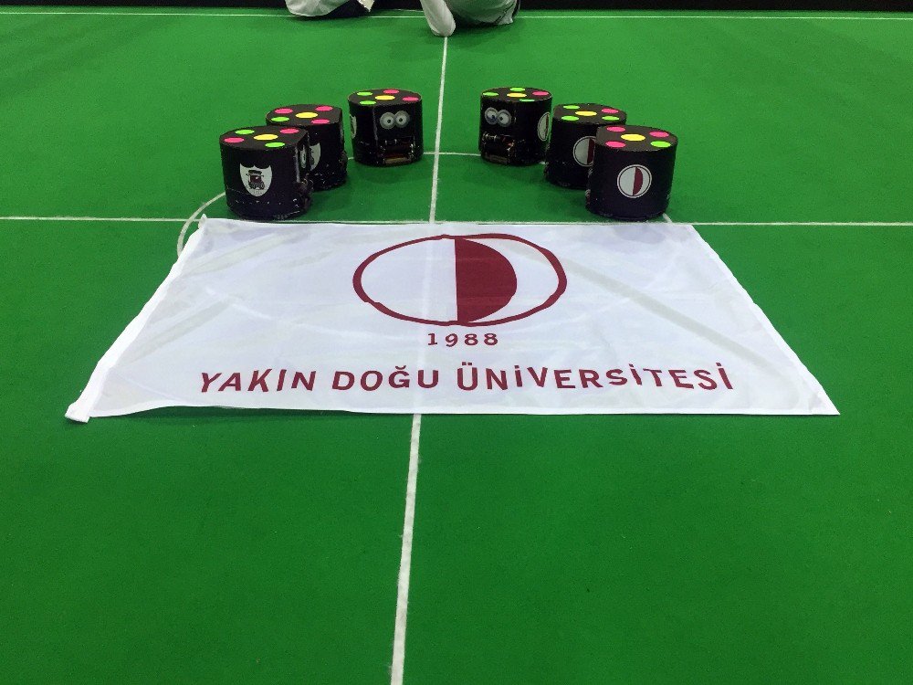 Neuıslanders, Robotik Futboldaki Dünyanın En İyi 9. Takımı Oldu