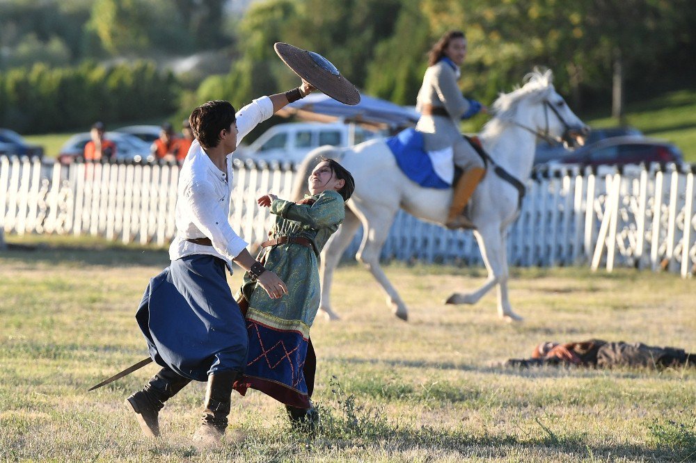 Ankara Festivali’nde ‘Kayı Obası Çadırı’nda Tarihe Yolculuk