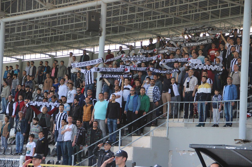 Aydınspor 1923’lü Taraftarlar Ahmet Duman’ı İstiyor