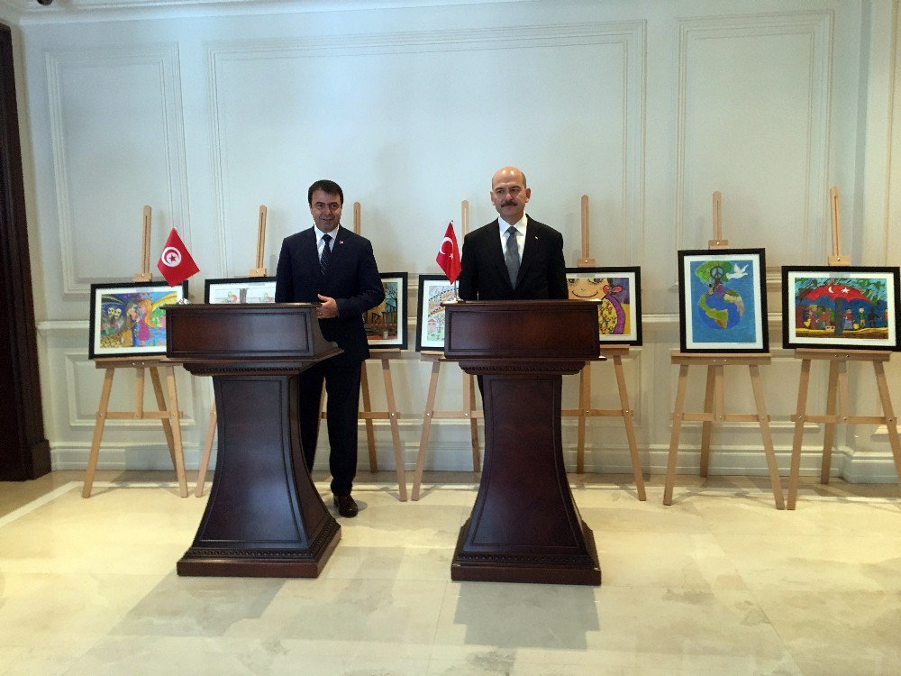 İçişleri Bakanı Soylu, Tunus İçişleri Bakanı Majdoub İle Bir Araya Geldi