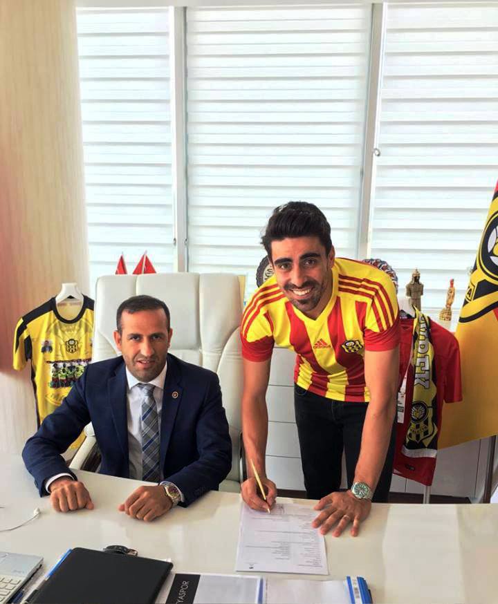 Evkur Yeni Malatyaspor Turgut Doğan Şahin’i Renklerine Bağladı