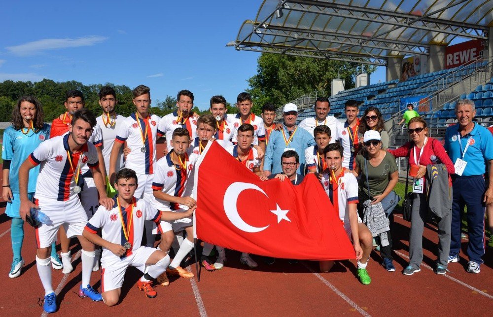 Türkiye’yi Bergama’nın Temsil Ettiği Olimpiyatlar Sona Erdi