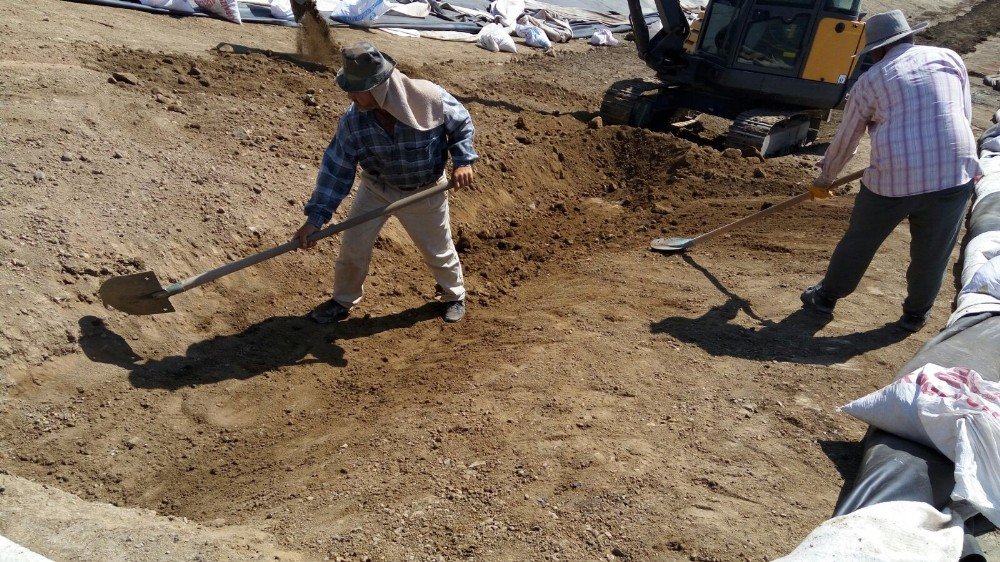 Yayladağı’nda Su Taşkınlarını Önlemek İçin Göletler Onarılıyor