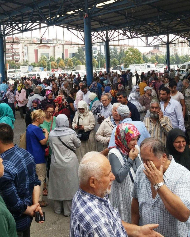 İzmit’ten İkinci Hac Kafilesi Uğurlandı