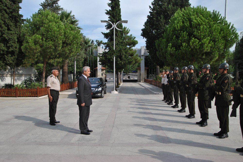 Vali Güvençer’den Yeni Komutana Ziyaret