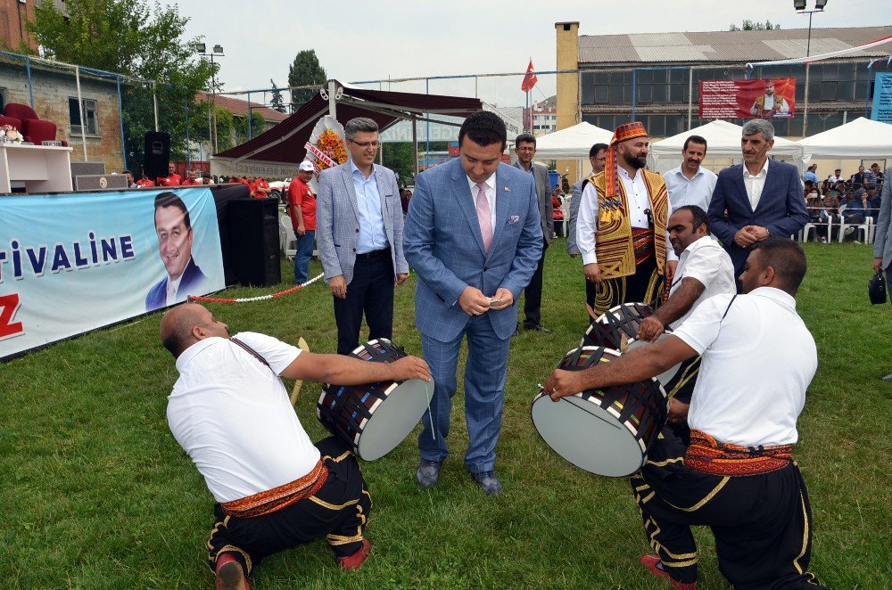 Bozüyük’te 1’inci Karakucak Güreş Festivali başladı