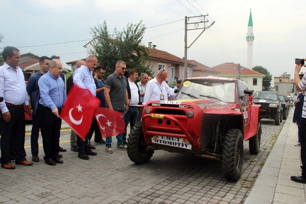 Konuralp Anma ve Turizm etkinliği off-road yarışları ile başladı