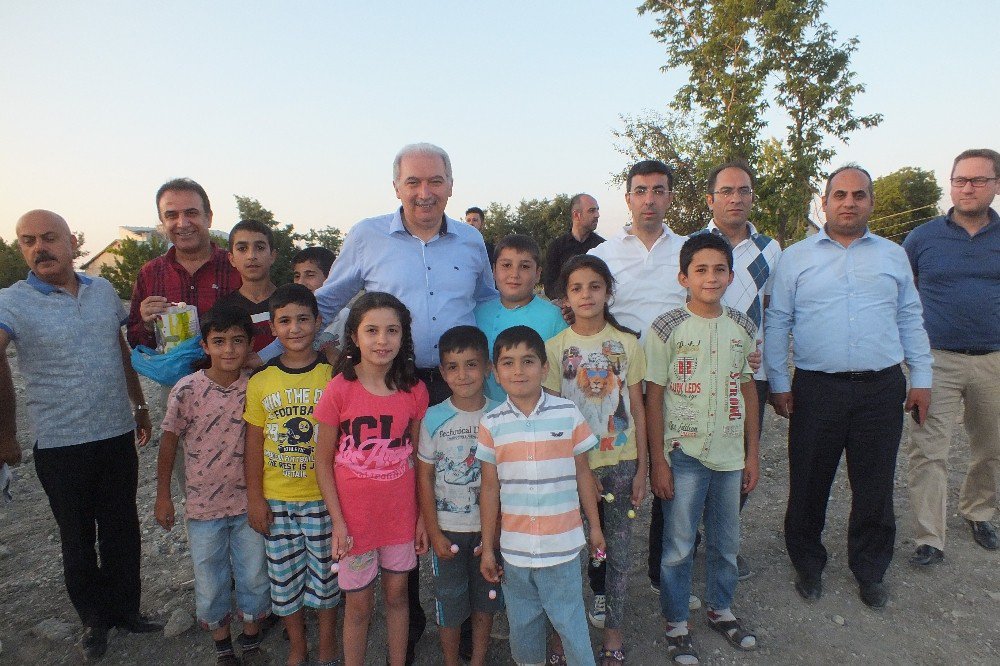 Başakşehir Belediye Başkanı Mevlüt Uysal Malazgirt’te geldi