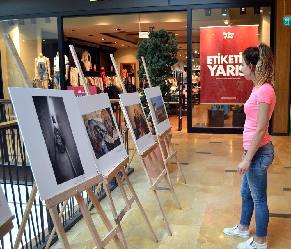 Sevgiyi anlatan kareler Kahramanmaraş Piazza’da