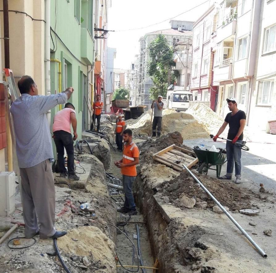 Elektrik kablolarının yeraltına alınma çalışmaları