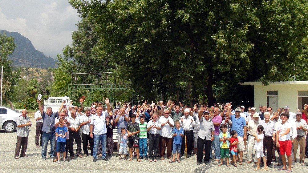 Mahallelinin mesire alanı eylemi