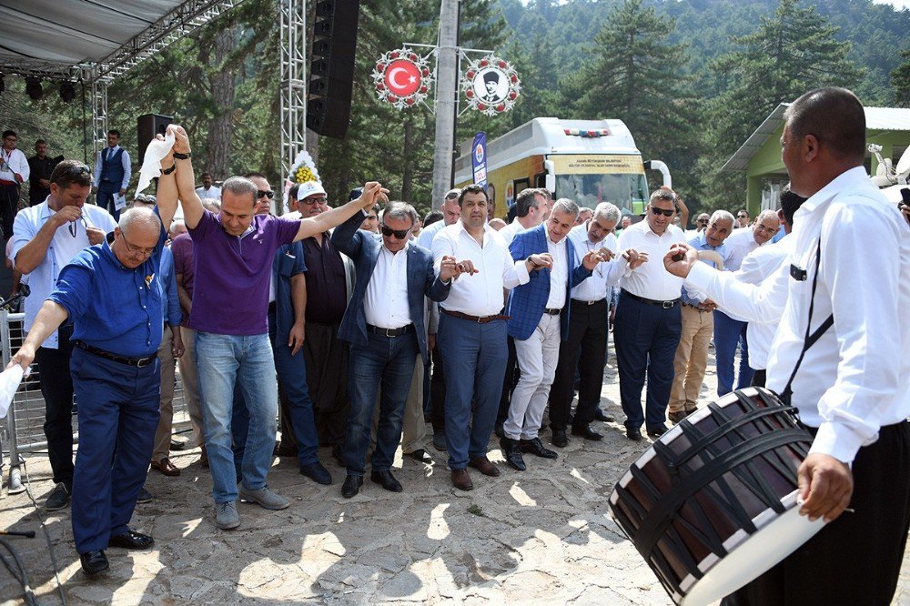 Karboğazı şenliklerinde Türk kültürü yaşatıldı