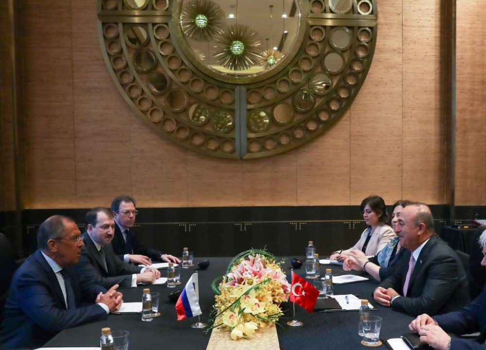 Dışişleri Bakanı Çavuşoğlu, Rus mevkidaşı ile görüştü