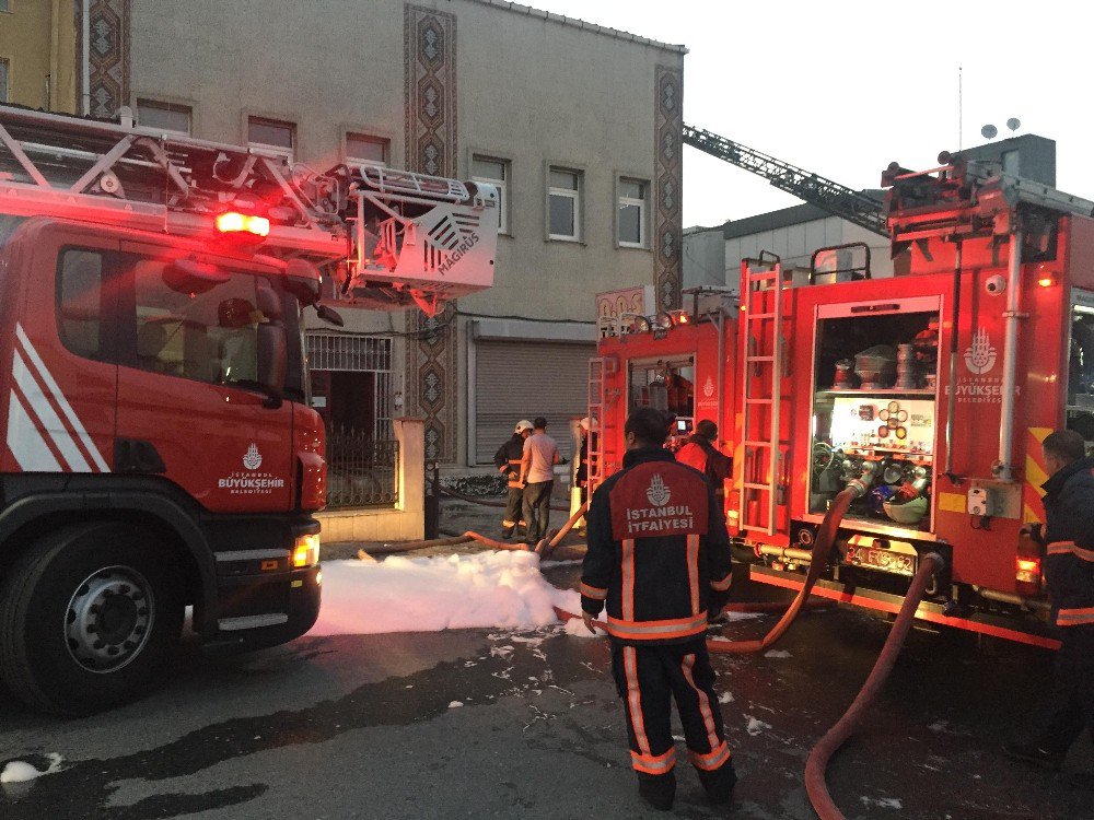 Esenyurt’ta fabrika yangını