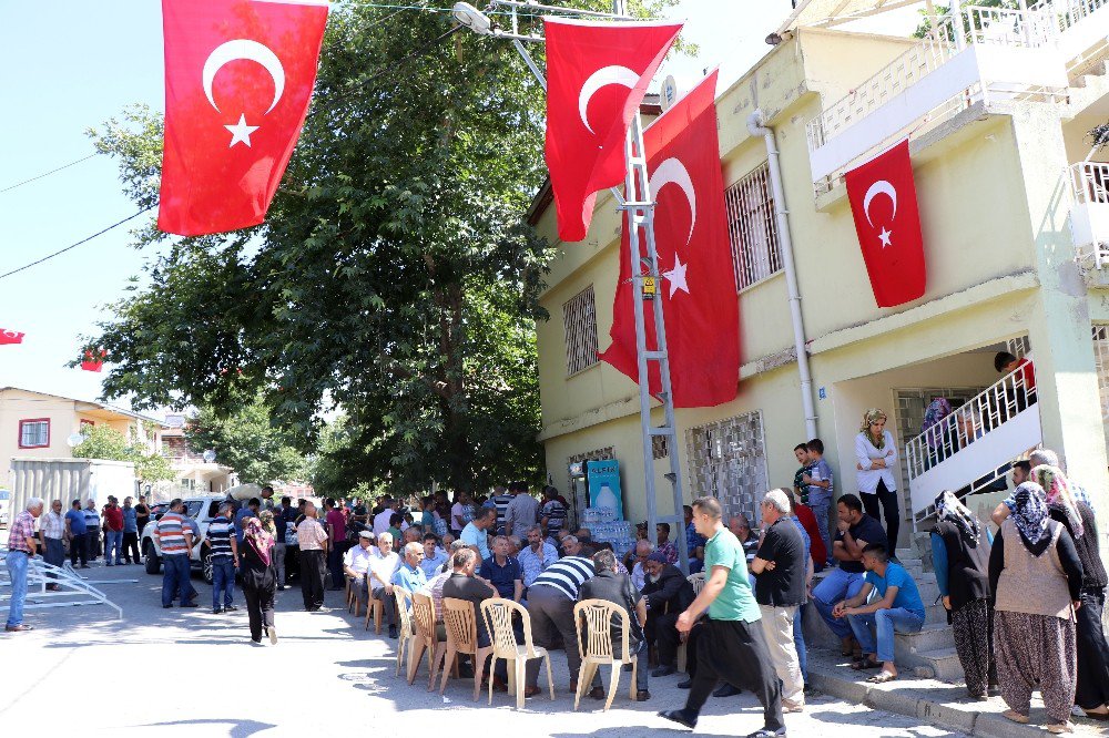 Şehidin nişanlısından ‘Hayallerimiz vardı’ ağıdı