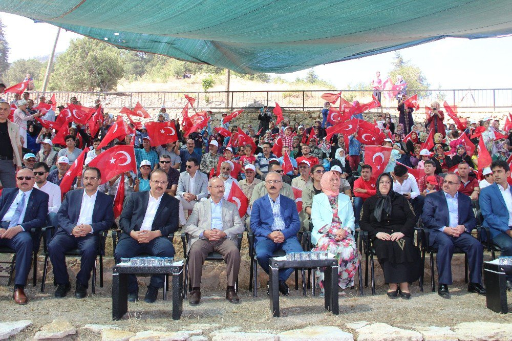 Bakan Elvan: "Güçlü Türkiye yolunda milletimize kimse engel olamayacak"