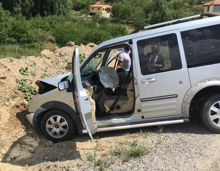 Karaman’da trafik kazası: 6 yaralı