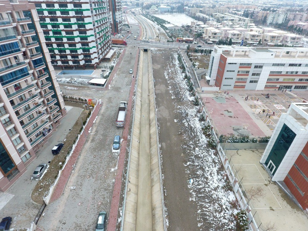 Şehzadeler ve Yunusemre’de dere taşkınlarına önlem