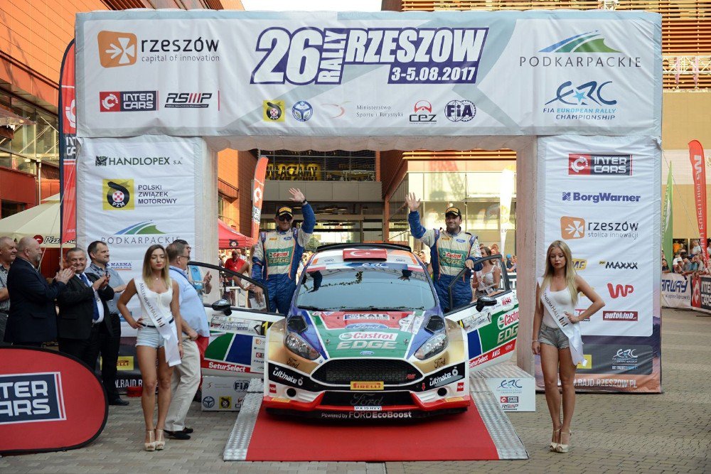 Rzeszow Rallisi’nde Castrol Ford Team liderliğini sürdürdü