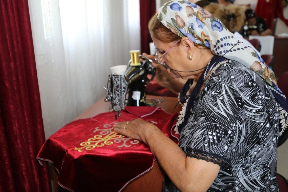 Yüreğir’de sim sırma kursuna yoğun ilgi