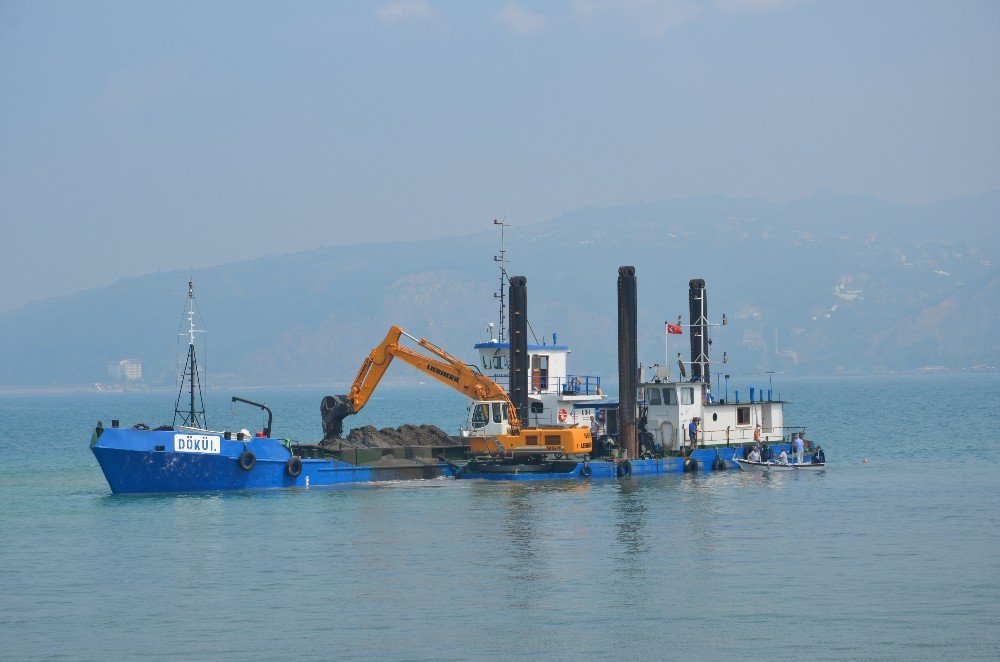 Alaplı Limanı’nda dip tarama çalışmaları başladı