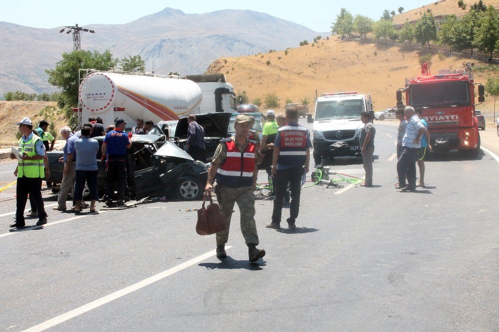 Elazığ’da feci kaza: 1’i bebek 3 ölü