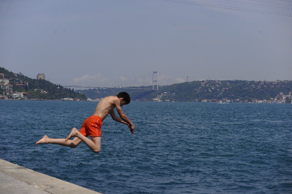 İstanbul’da sıcak hava ve nem bunalttı