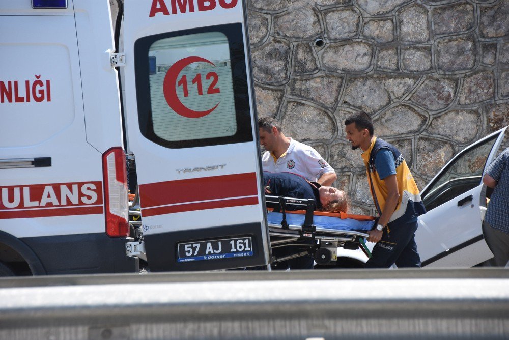 Sinop’ta trafik kazası: 2 yaralı