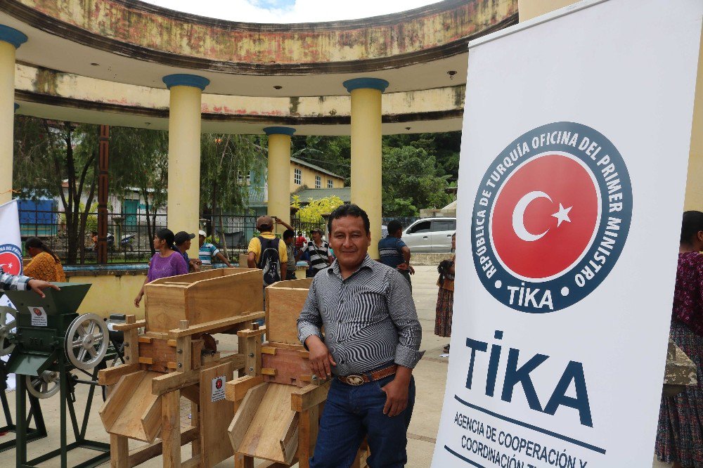 TİKA’dan 850 kahve üreticisi Maya yerlisi çiftçiye ekipman desteği