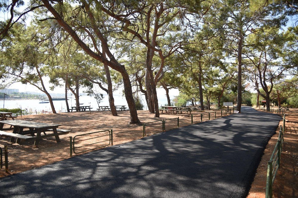 İncekum Tabiat Parkı’na sıcak asfalt