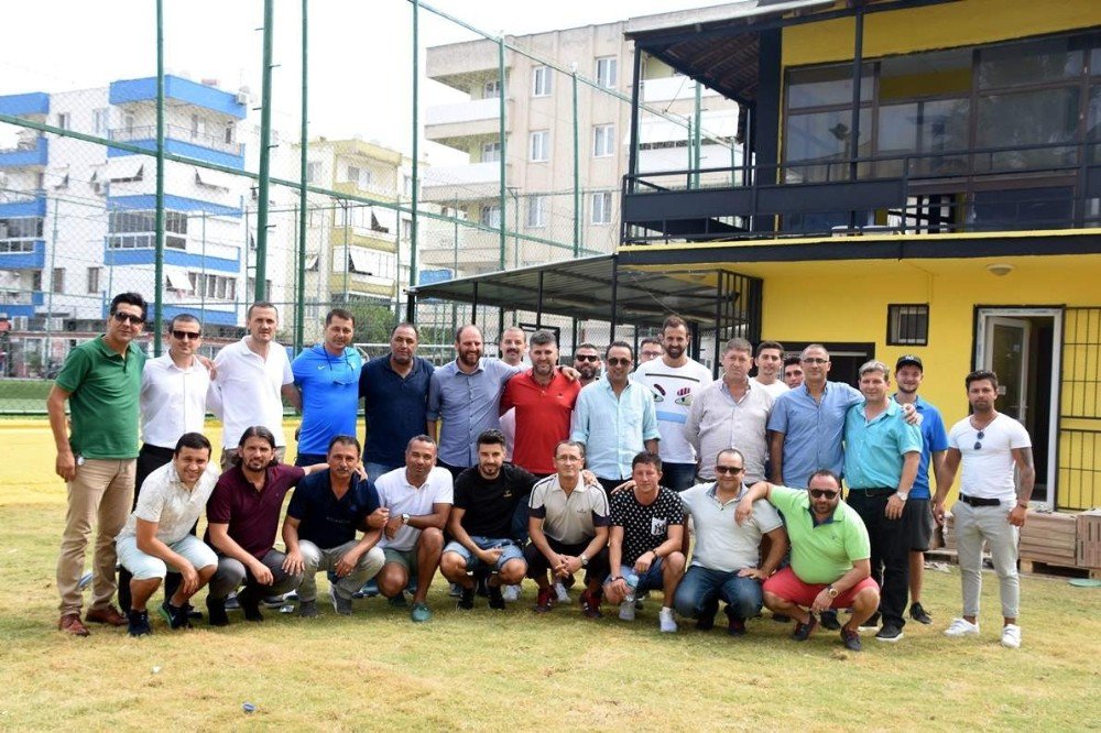 Aliağaspor’un efsaneleri Aliağa’da buluştu