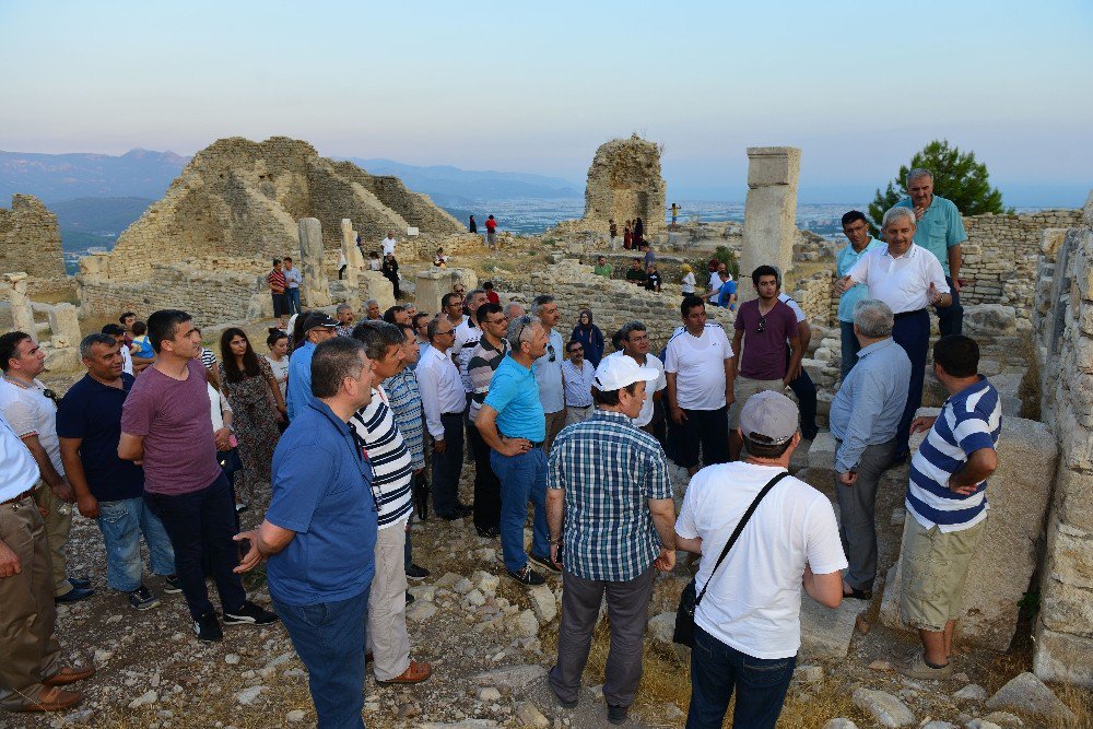 Milli Eğitim Müdürleri antik kenti gezdi