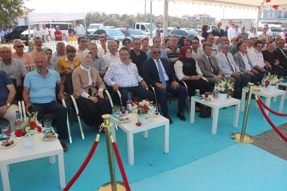 Edremit Toplum Sağlığı Ve Sağlıklı Yaşam Merkezi temel atma töreni yapıldı