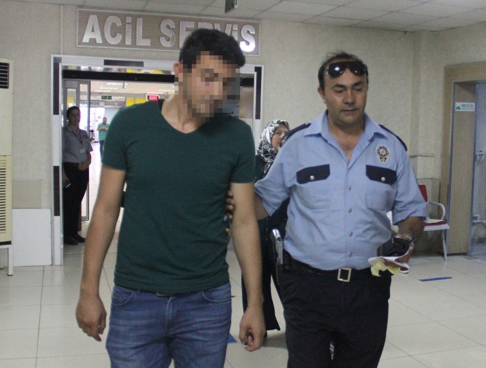 Muayene sırası alamadığı için kadın doktoru darp etti