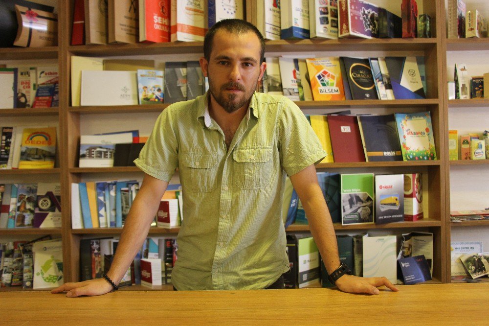 Matbaacılar ajanslara kartvizit yetiştiremiyor