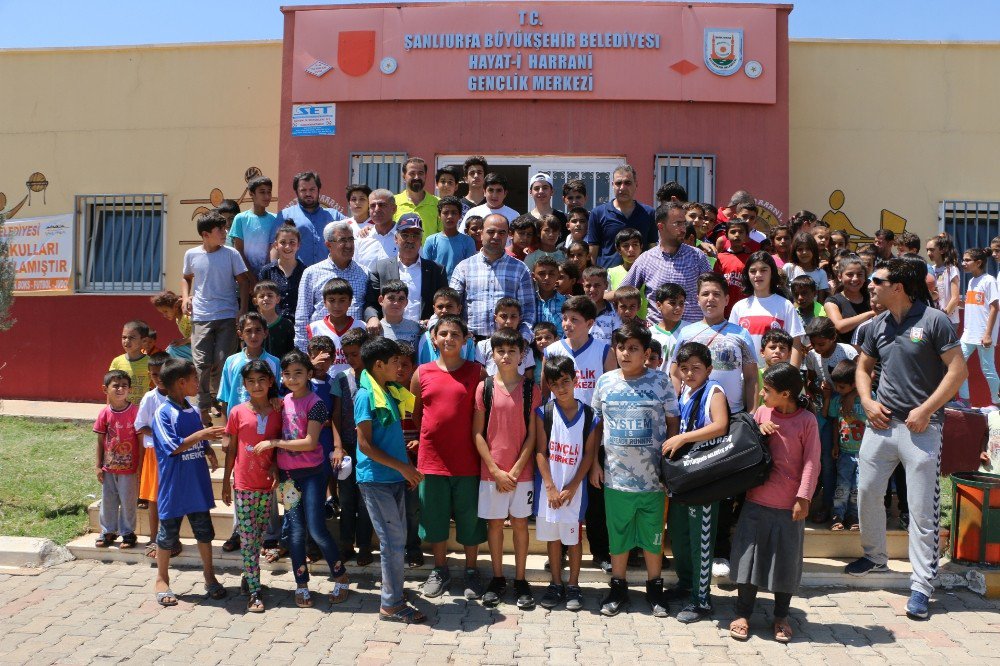 Kadın Destek ve Gençlik merkezleri becerileri geliştiriyor