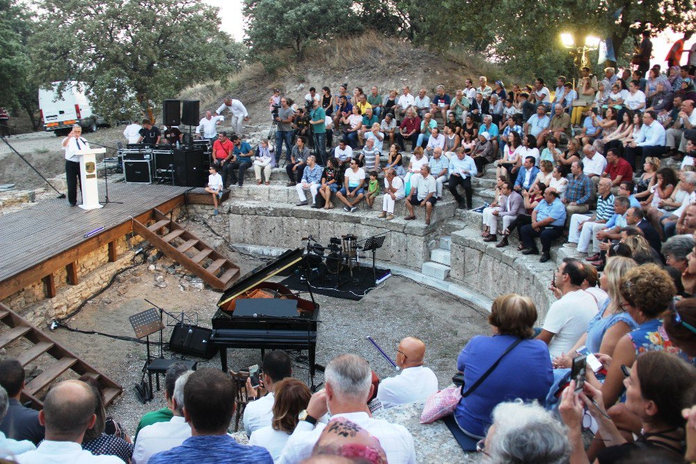 Homeros ödülü Rüstem Arslan’ın oldu
