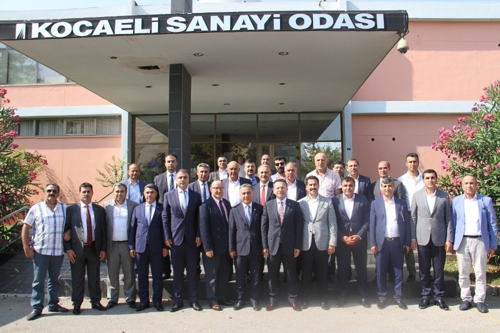 Diyarbakır iş camiasından Kocaeli çıkarması