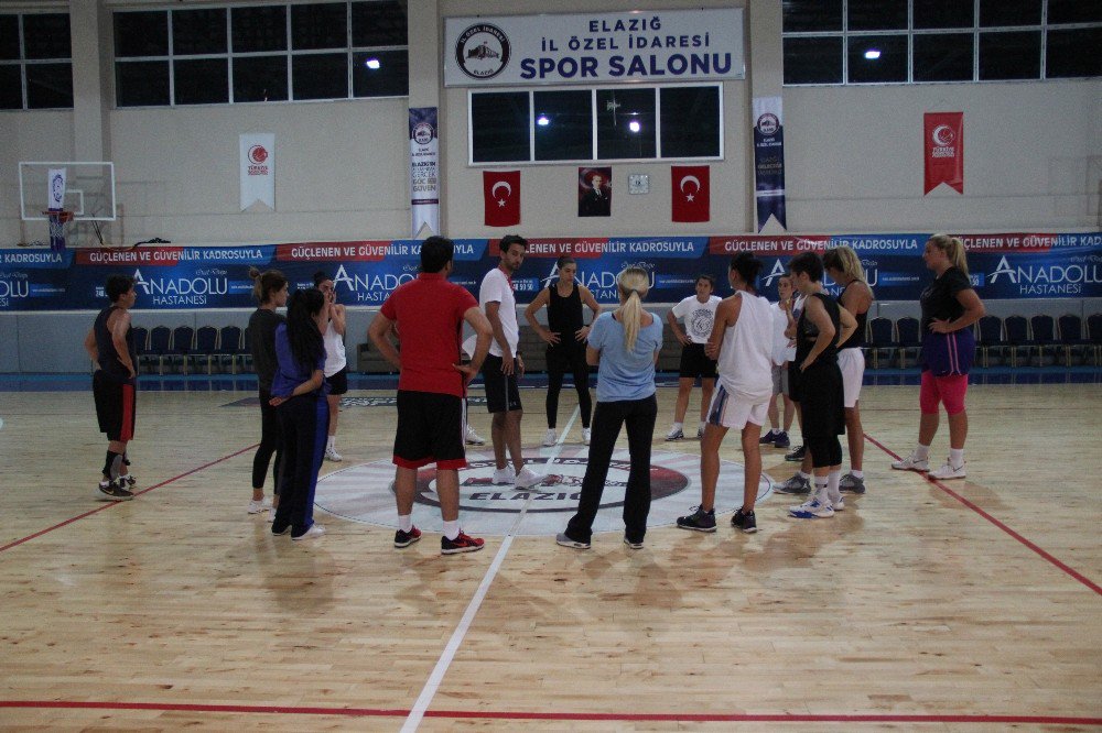 Elazığ İl Özel İdarespor, yeni sezonun hazırlıklarına başladı