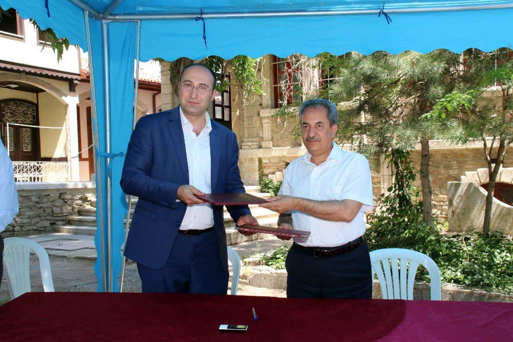 “Nasreddin Hoca Dünya Mizah Köyü Projesi” işbirliği protokolü imzalandı