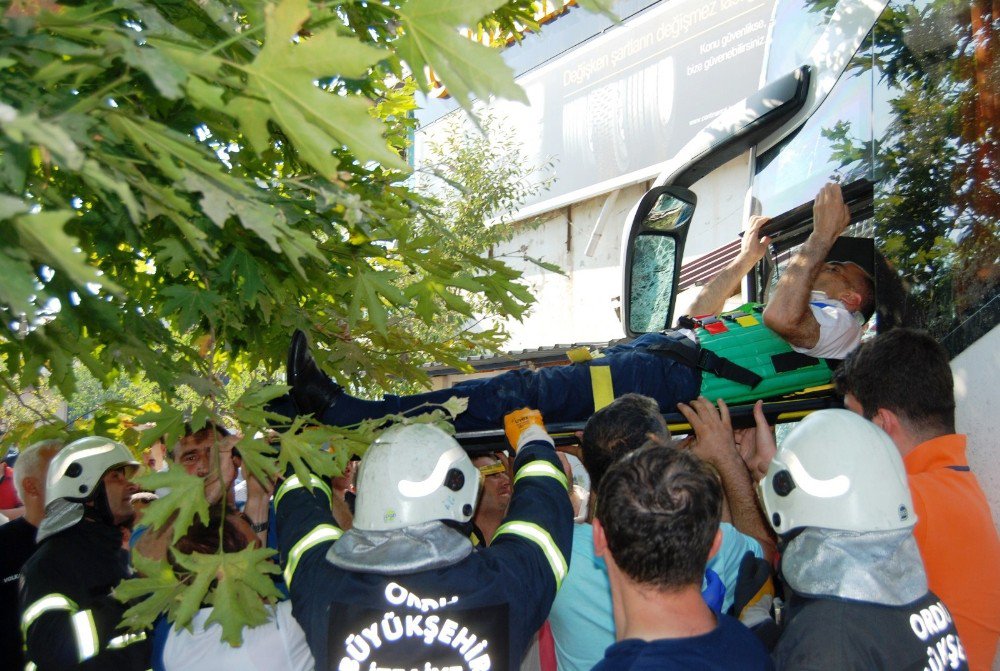 Ordu’da otobüs kazası: 2’si ağır 8 yaralı