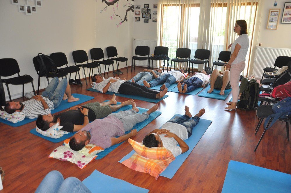 Yalın ayaklı motive