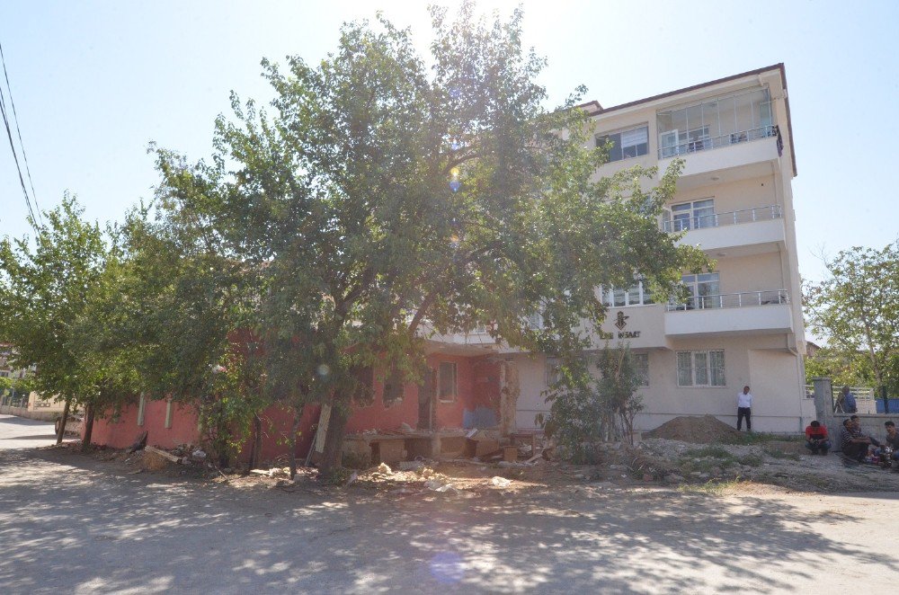 Yeşilyurt’ta alternatif yol güzergahlarının sayısı artıyor