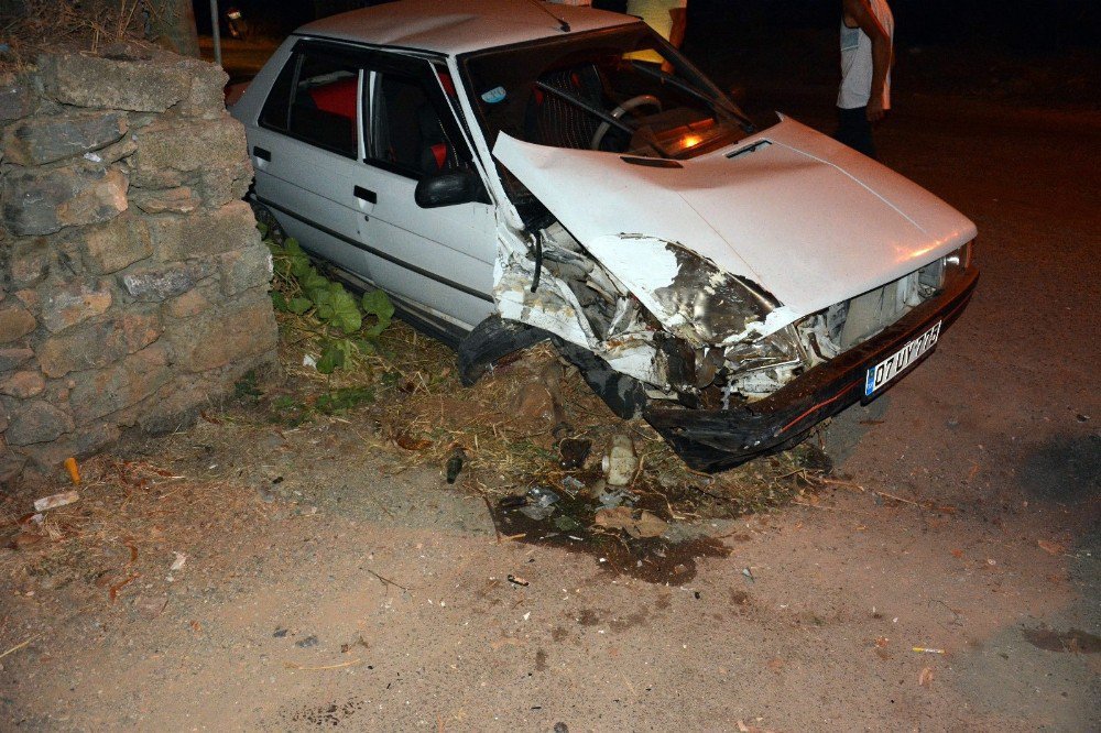 Oğlunun cenazesinden dönen kadın kazada öldü