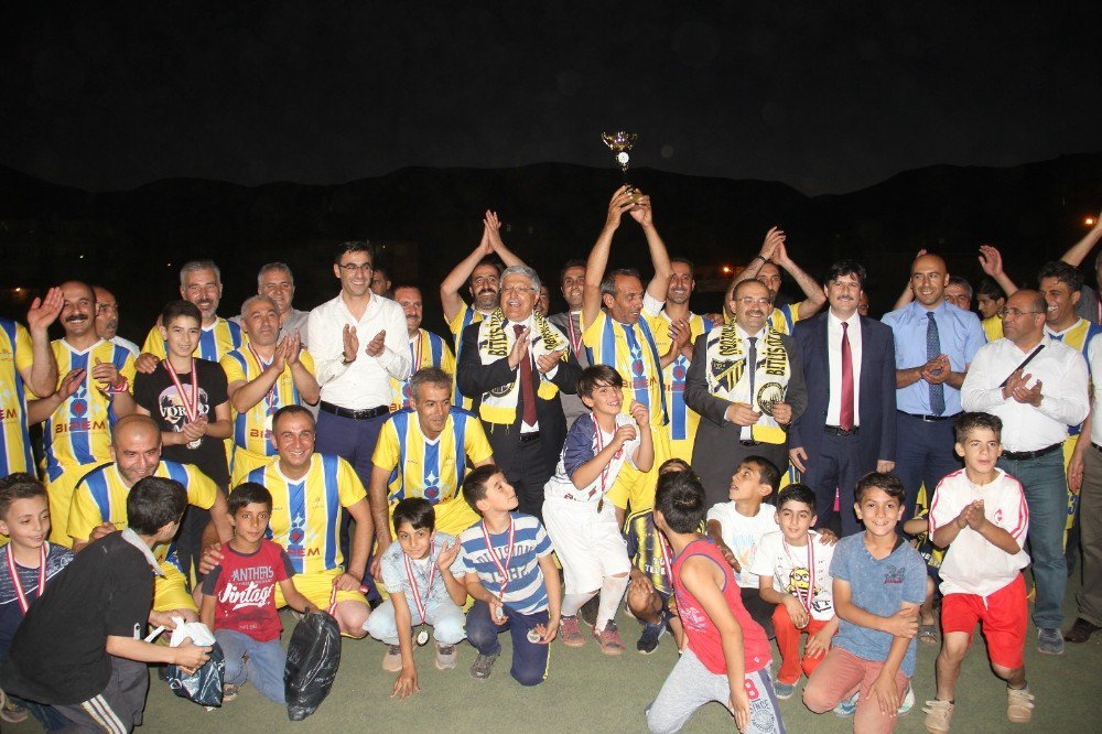 Bitlis’te futbol turnuvası