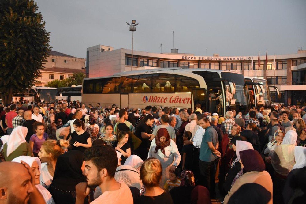 280 hacı adayı kutsal topraklara uğurlandı