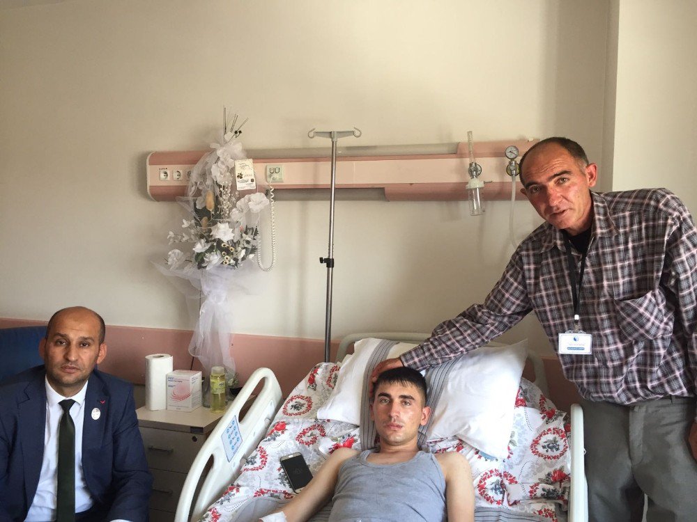 Hakkari gazisine Sağlık Bakanı Dr. Ahmet Demircan sahip çıktı