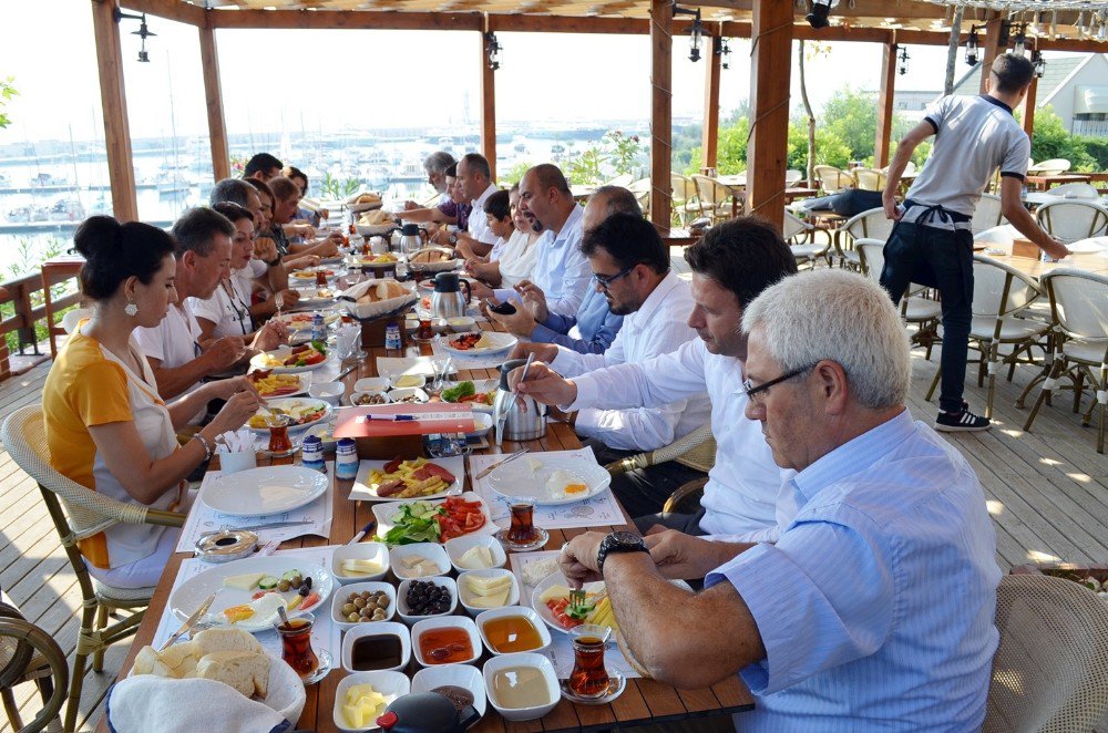 Kaymakam Yönden basınla sohbet toplantılarına devam ediyor