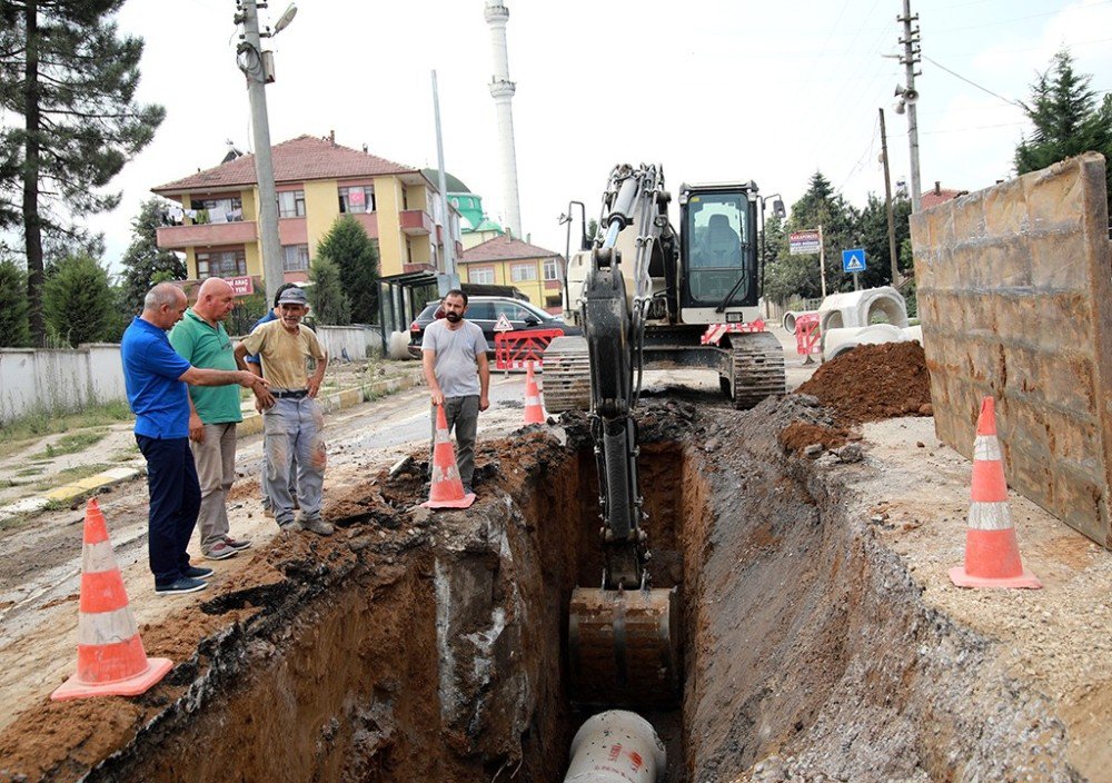 SASKİ Genel Müdürü Keleş, Akyazı ve Karapürçek ilçelerindeki projeleri inceledi